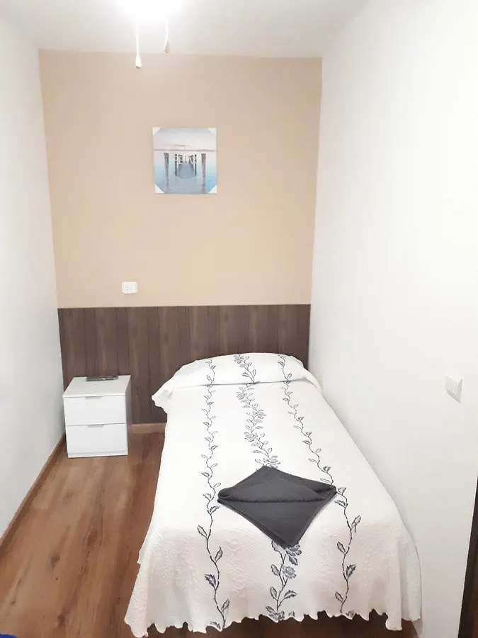 Hostal Oklahoma Reus Guest house