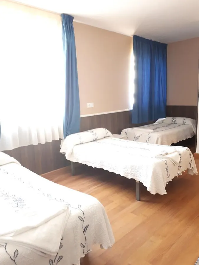 Hostal Oklahoma Reus Guest house