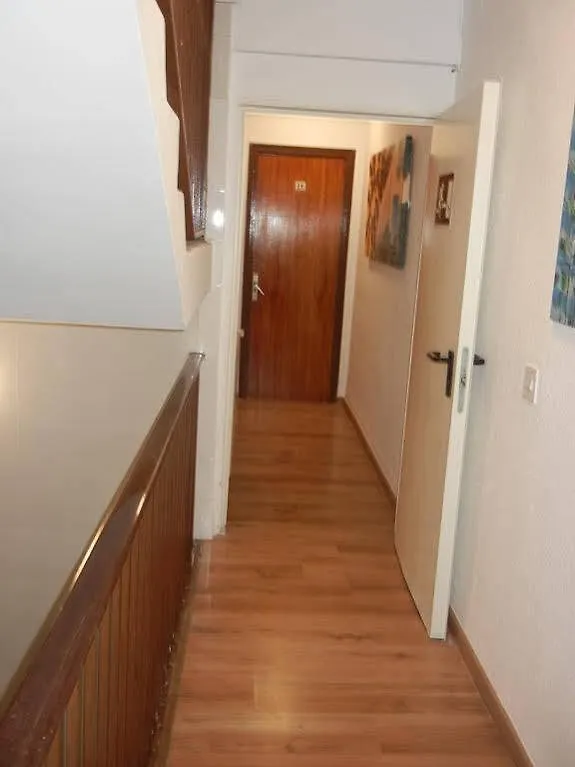 Hostal Oklahoma Reus Guest house
